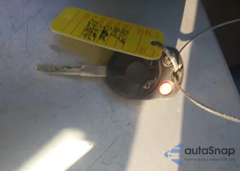 2015 Ford Focus Se z USA, uszkodzony, nr VIN 1FADP3F26FL323814